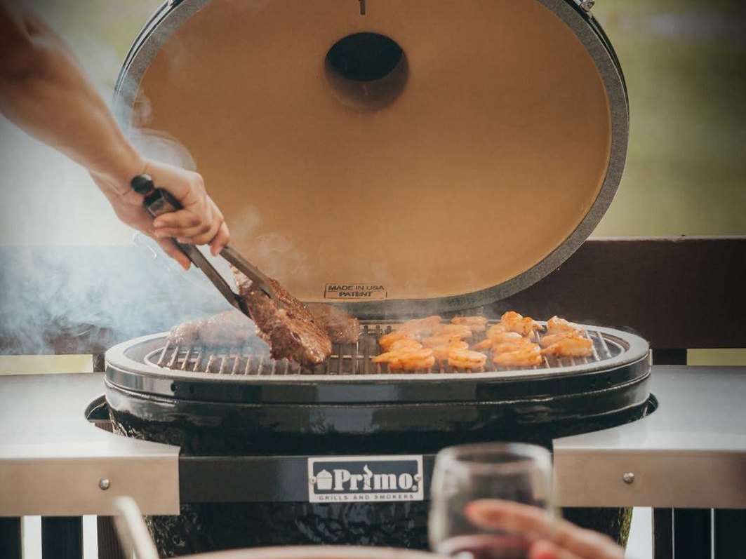 Primo Oval XX-Large 500 Ceramic Kamado Grill view 5