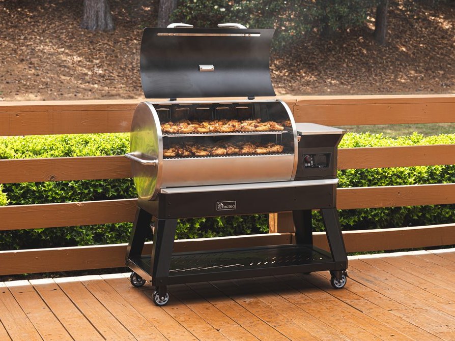 recteq Backyard Beast 1200 Wood Pellet Grill view 4
